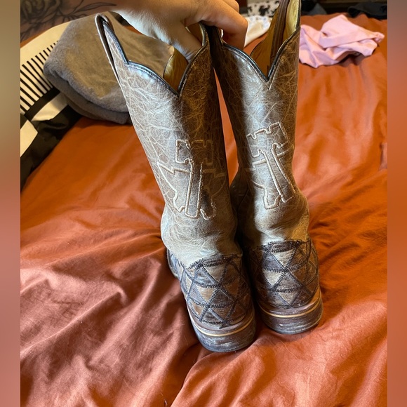 Men’s tin hauls size 10 - Picture 3 of 4